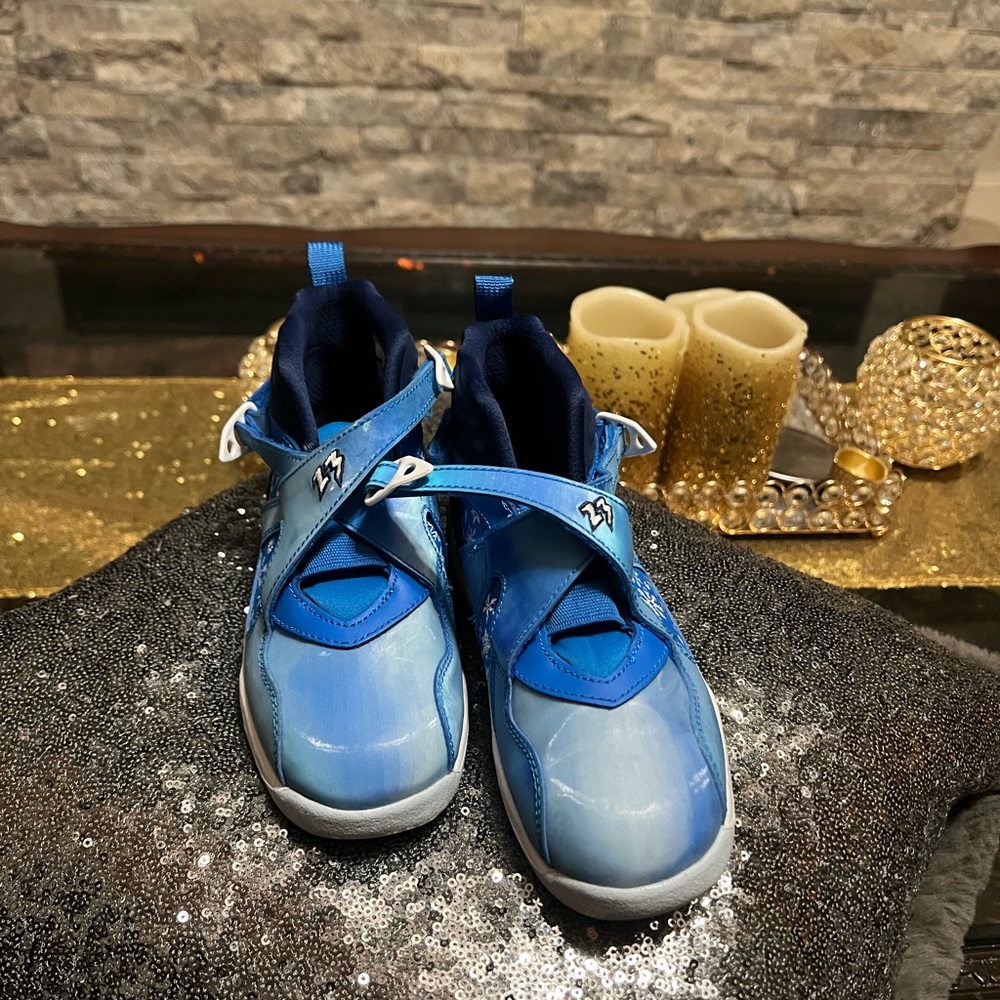 Retro8 Winter SnowFlake Blizzards Jordan’s